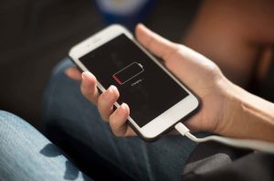 5 Tanda iPhone Butuh Servis Waspada Sebelum Kehilangan Data